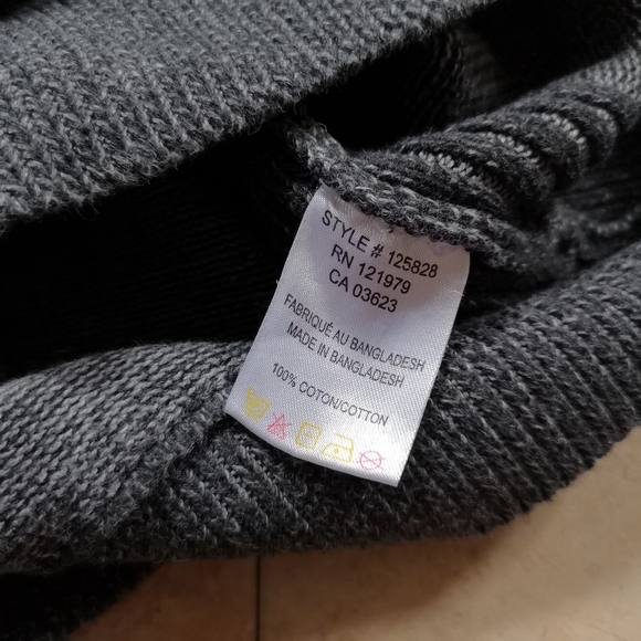 2/$40 Guys Sweater - Picture 12 of 16